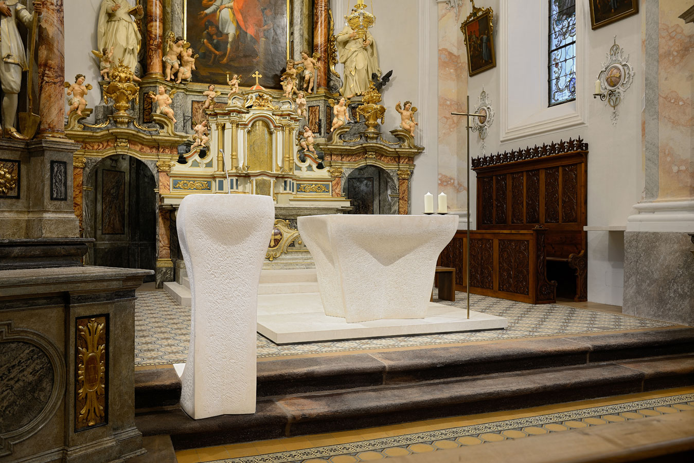 Kircheneinrichtungen